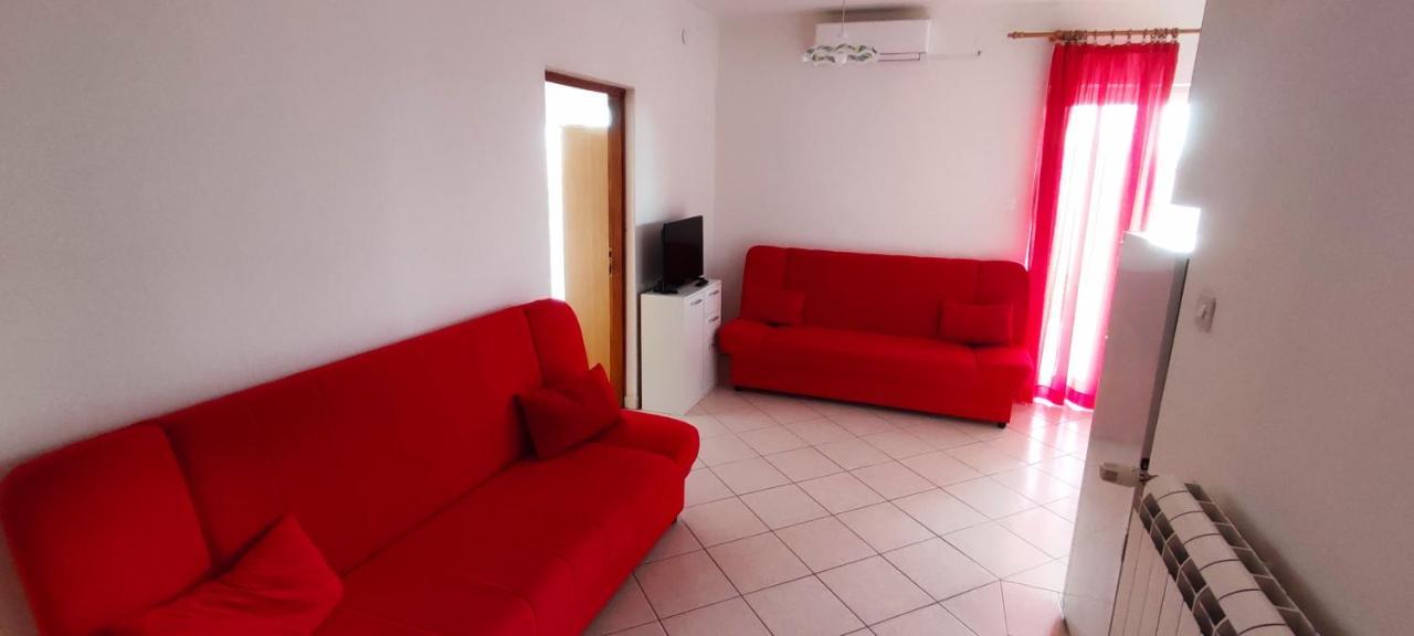 נובי ווינודולסקי Apartmani Kevric מראה חיצוני תמונה