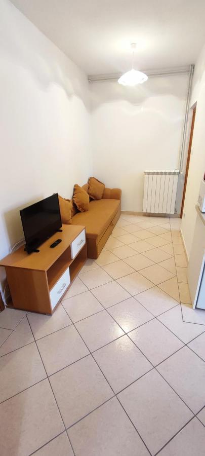 נובי ווינודולסקי Apartmani Kevric מראה חיצוני תמונה